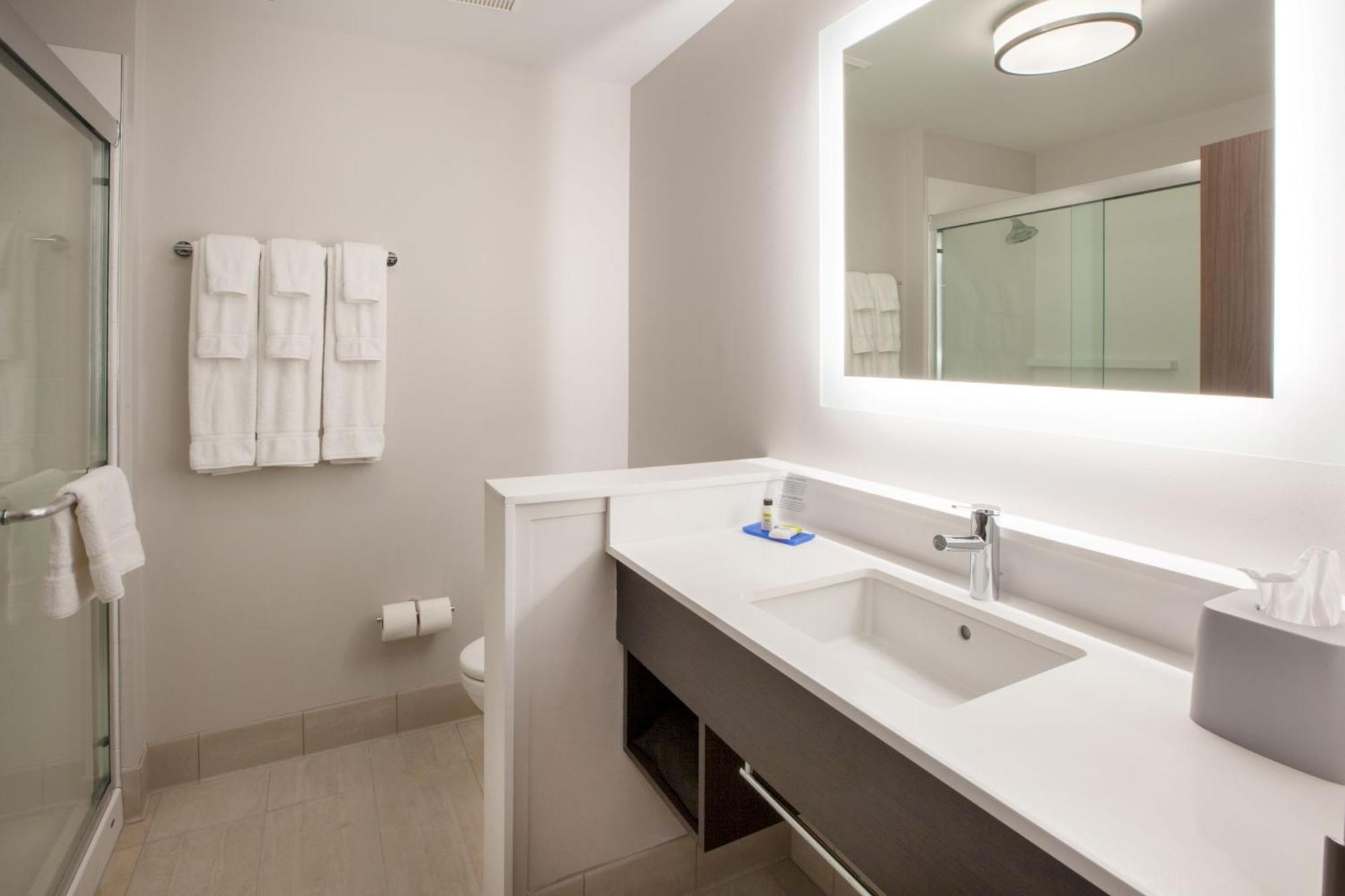 Holiday Inn Express Savannah - Gateway By Ihg Luaran gambar